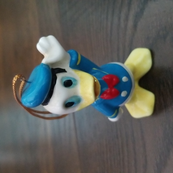 Vintage pair of Donald and Daisy Duck Christmas ornaments - Picture 4 of 10